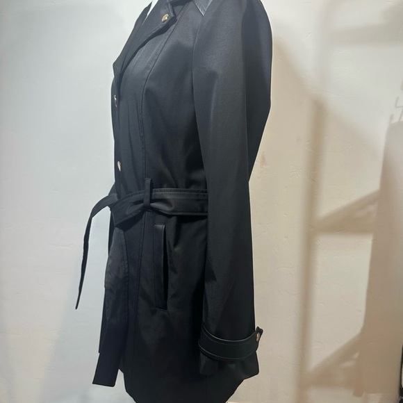 Marc New York Andrew Marc Black Belted Trench Coat Women’s Medium - Picture 4 of 8